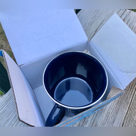 2/$10 NEW Gift Republic FISHING GUIDE MUG In Box Fish Facts Coffee Cup Tea Mug - Picture 3 of 6